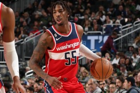 关于密尔沃基雄鹿迎CBA常规赛关键赛；清晨状态回暖；信心回归；阵容厚度经受考验的信息-球速真人盘